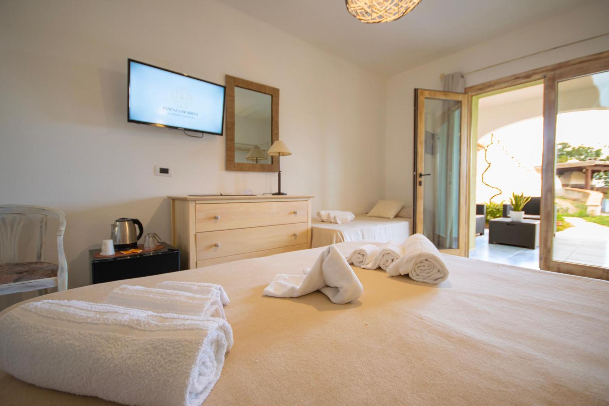 Hotel Essenza Di Mirto La Caletta Chambre photo